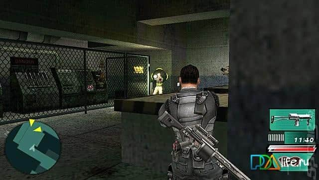 Syphon Filter Logan's Shadow (PSP)